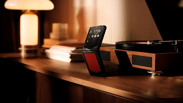 Modern Flip Phones