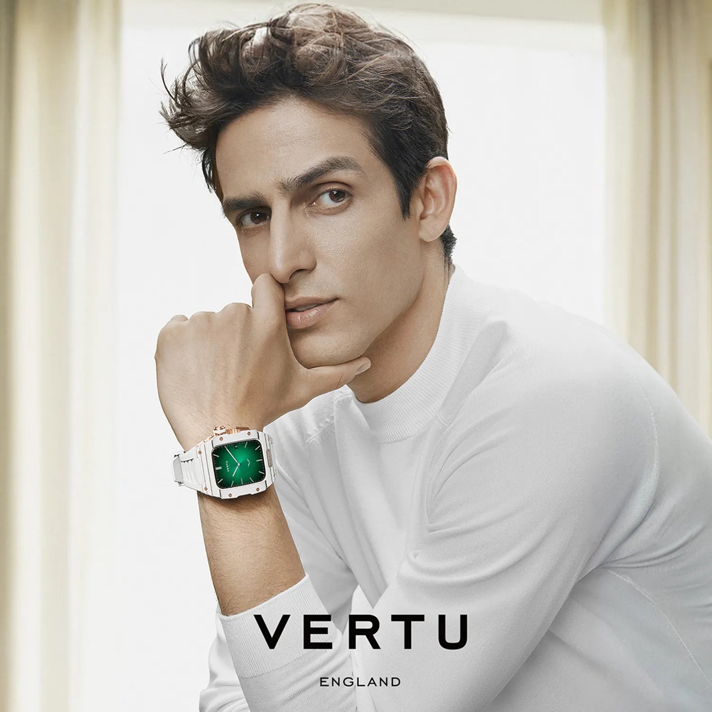 Metawatch White Gold Diamond Smartwatch